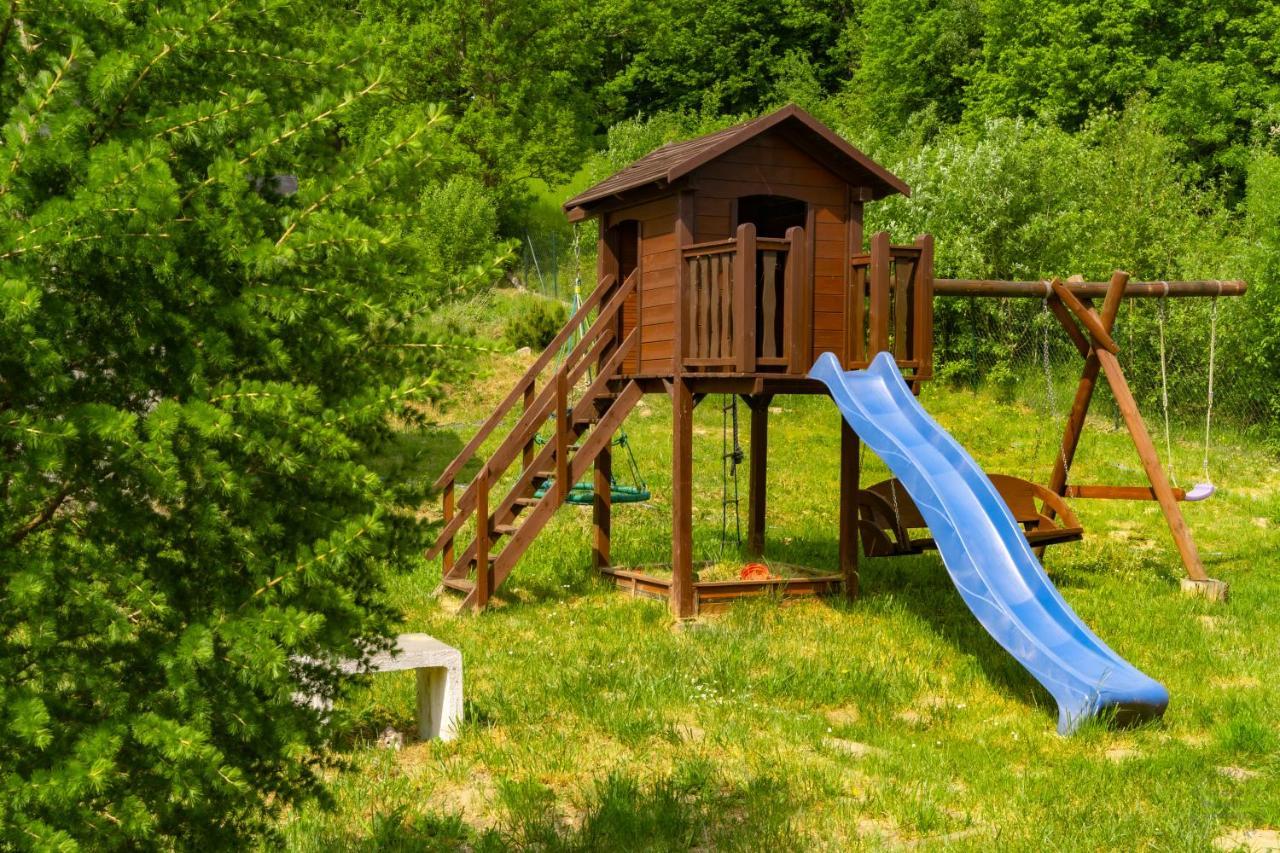 Isaan Ostrzyce Guest House Екстер'єр фото