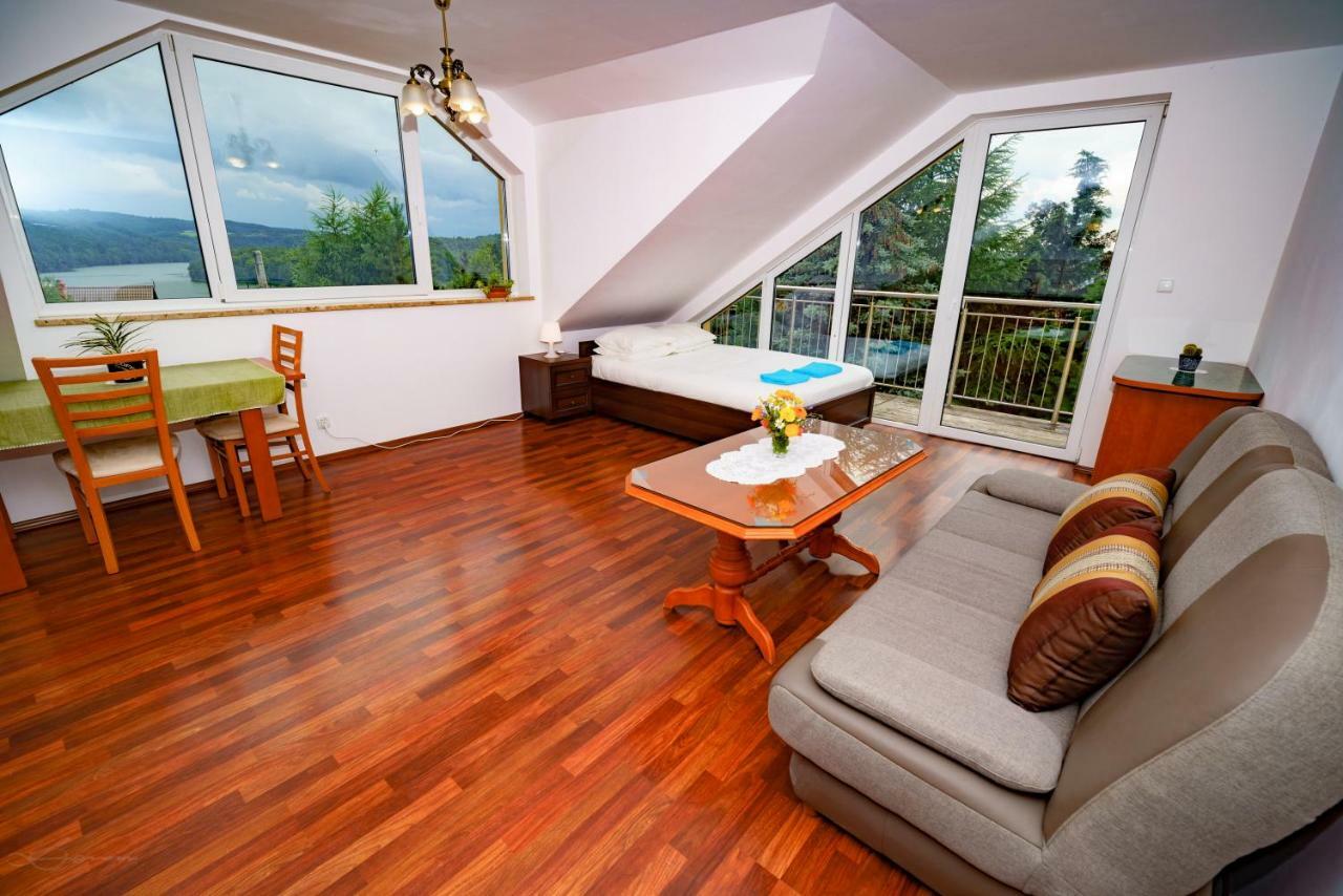Isaan Ostrzyce Guest House Екстер'єр фото
